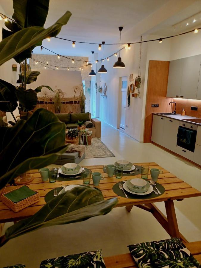 75M2 Indoor Glamping Scheveningen Haia Exterior foto